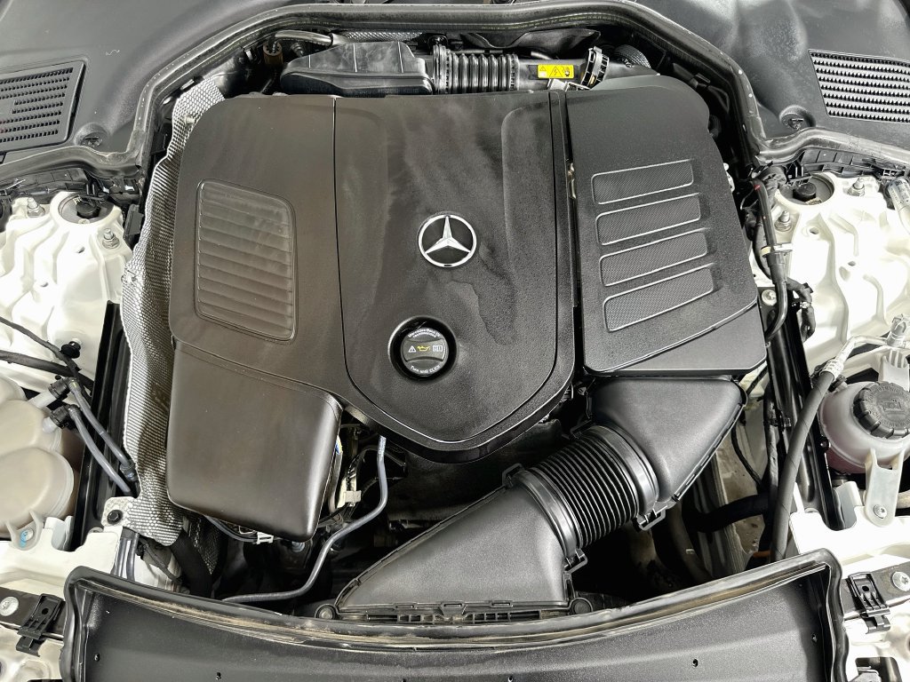Used 2024 Mercedes-Benz C 300 Sedan image 30
