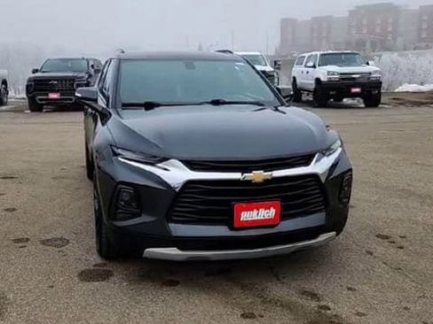 Certified 2019 Chevrolet Blazer LT image 3