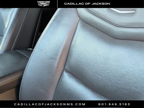 Used 2022 Cadillac XT6 Premium Luxury image 17