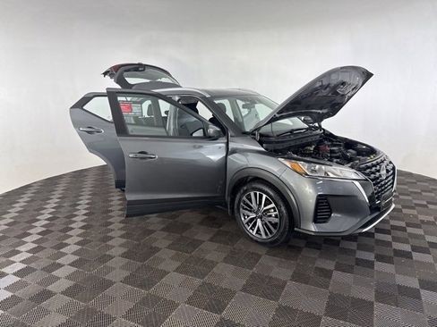 Certified 2023 Nissan Kicks SV image 12