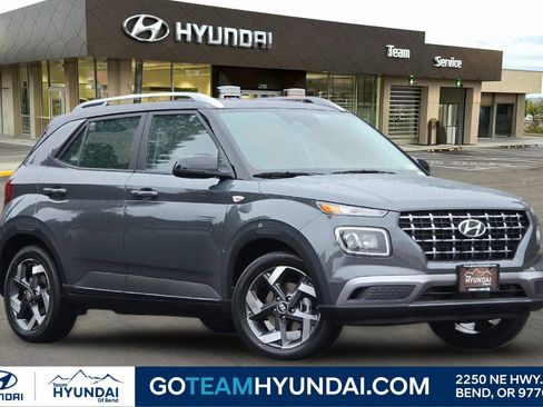 New 2026 Hyundai Venue SEL image 1