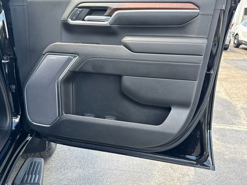 Used 2024 GMC Sierra 2500 Denali w/ Technology Package image 14