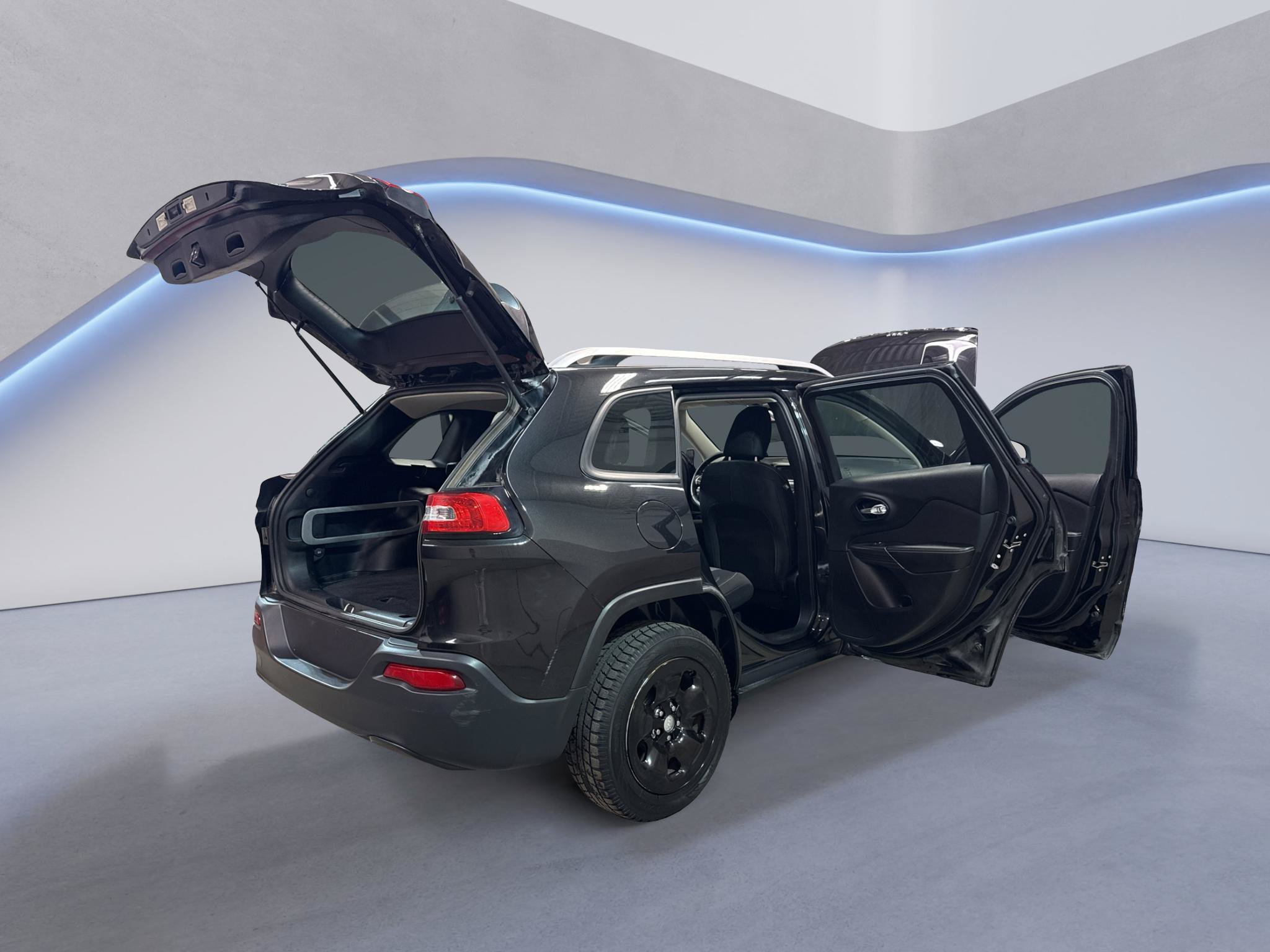 Used 2015 Jeep Cherokee Sport w/ Cold Weather Group AWD/4WD image 14
