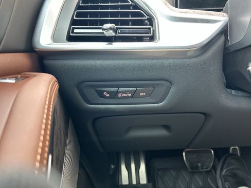 Used 2024 BMW X5 M60i image 26