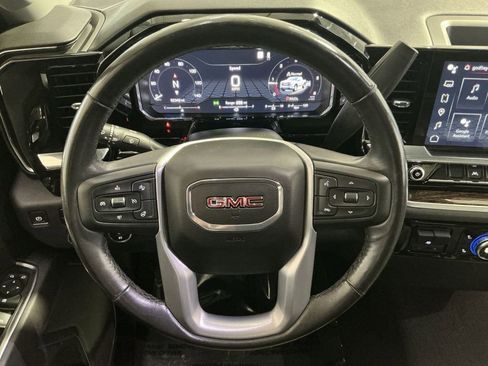 Used 2022 GMC Sierra 1500 Elevation w/ LPO, Elevation Black Package image 24