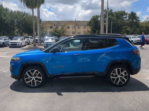 Used 2024 Jeep Compass Limited w/ Elite Group AWD/4WD image 8