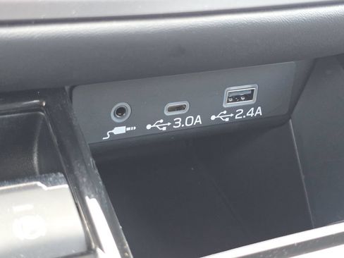 Used 2024 Subaru Outback Limited AWD/4WD image 25