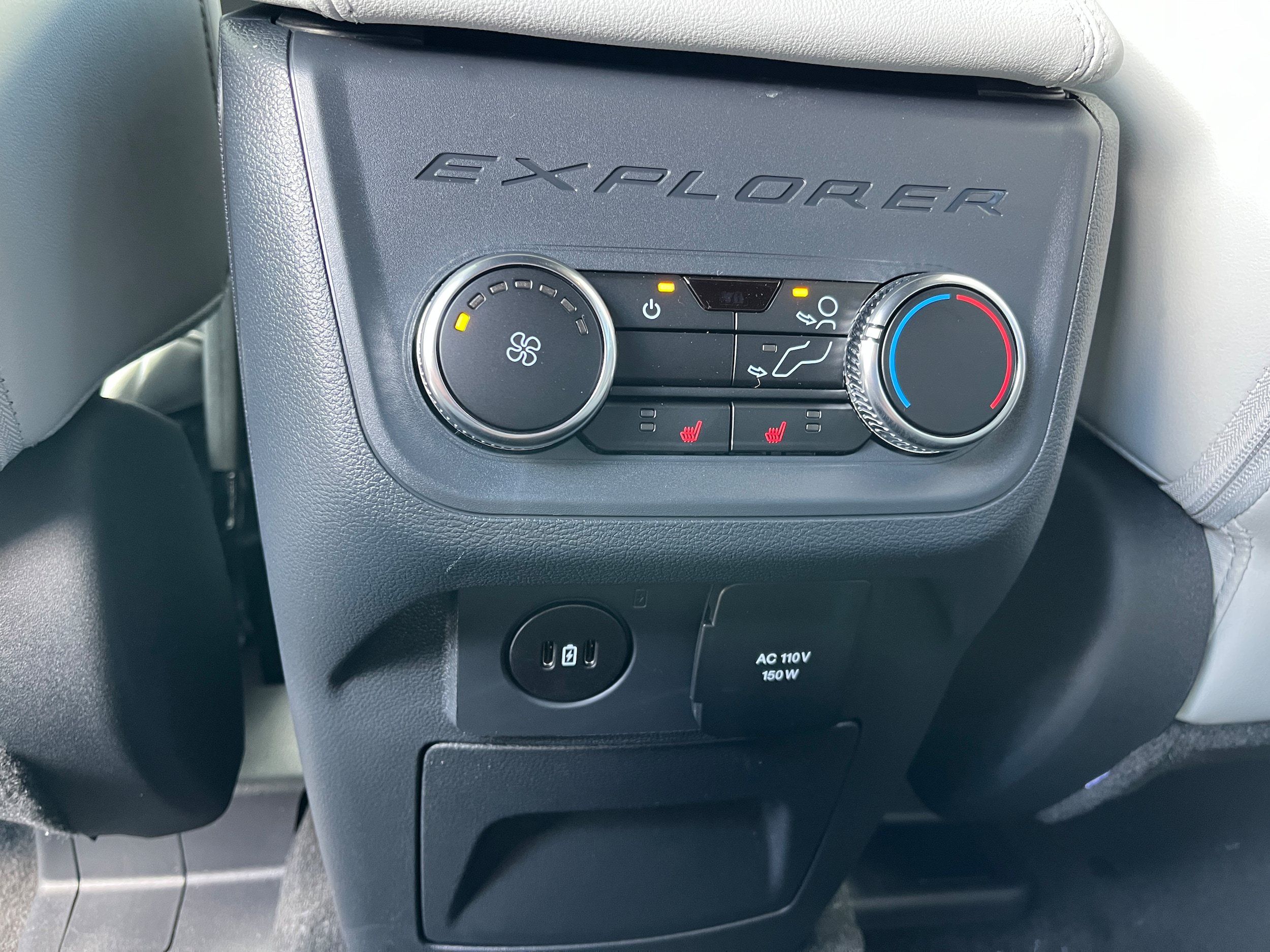 New 2027 Ford Explorer Platinum AWD/4WD image 13