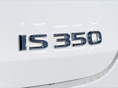 Used 2023 Lexus IS 350 F Sport image 10