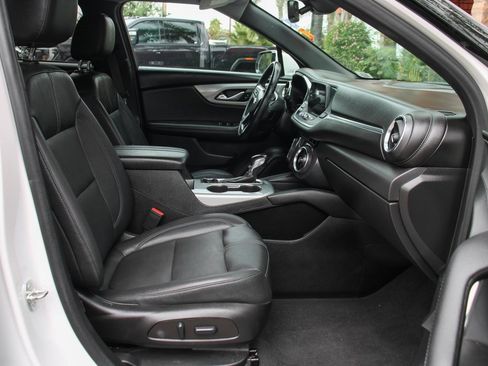 Used 2022 Chevrolet Blazer LT image 39