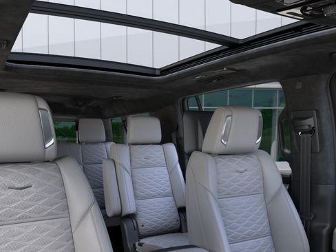 New 2026 Cadillac Escalade ESV Platinum Sport w/ LPO, ONYX Package AWD/4WD image 24