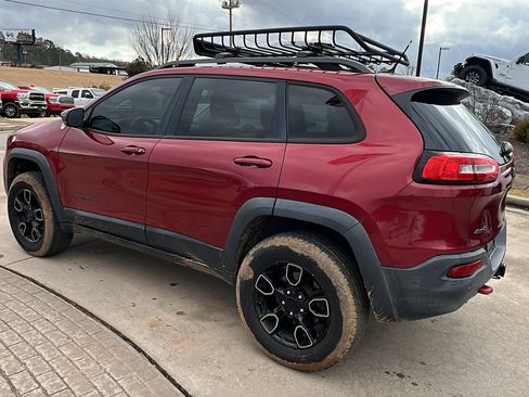 Used 2014 Jeep Cherokee Trailhawk w/ Technology Group image 10