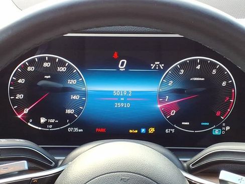 Used 2024 Mercedes-Benz GLE 350 4MATIC image 11
