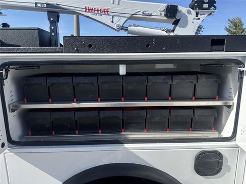 New 2026 Ford F550 4x4 Supercab Super Duty image 16