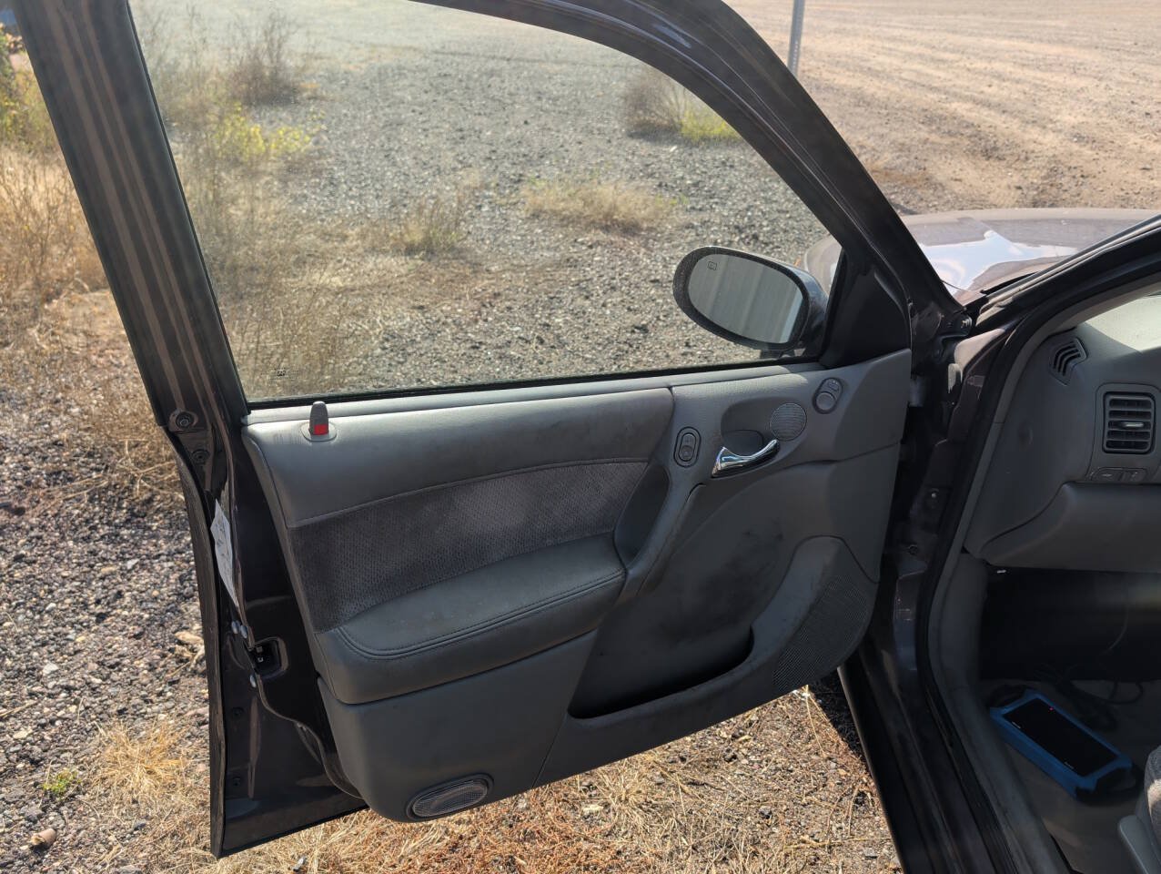 Used 2000 Saturn L-Series LS2 FWD image 20