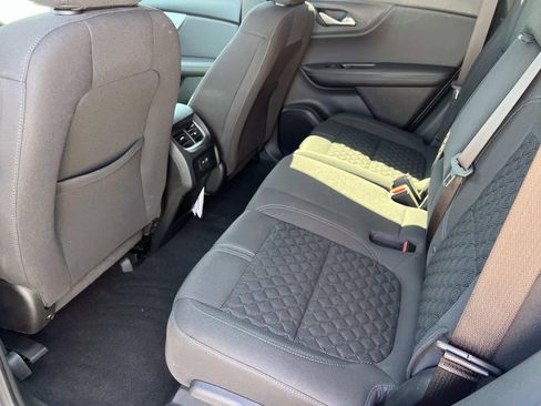 Used 2022 Chevrolet Blazer LT FWD image 11