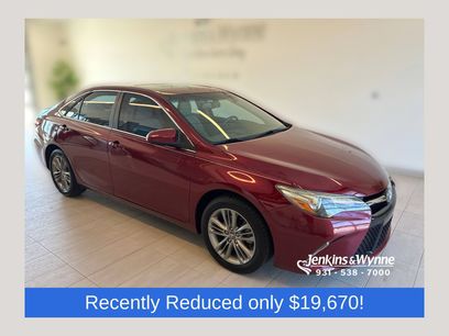 Used 2017 Toyota Camry SE w/ Moonroof Package