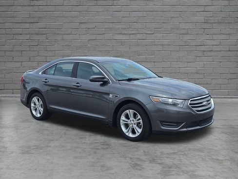 Used 2015 Ford Taurus SEL w/ Equipment Group 201A FWD image 7