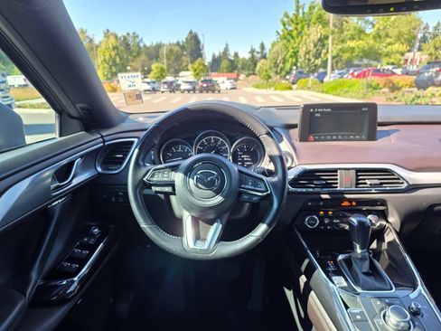 Used 2018 MAZDA CX-9 Grand Touring AWD/4WD image 11