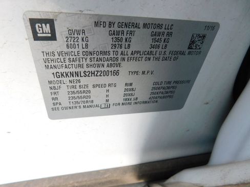 Used 2017 GMC Acadia SLT FWD image 12