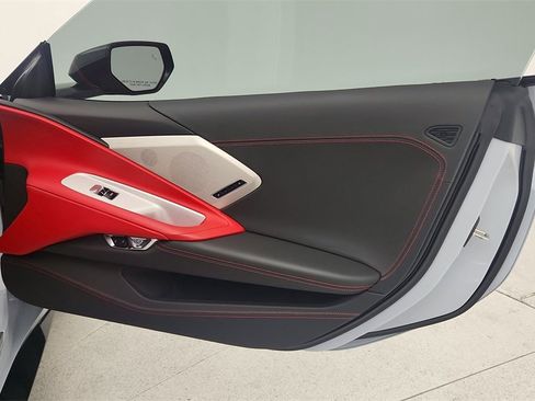 Used 2023 Chevrolet Corvette Stingray Premium Cpe w/ Z51 Performance Package image 31