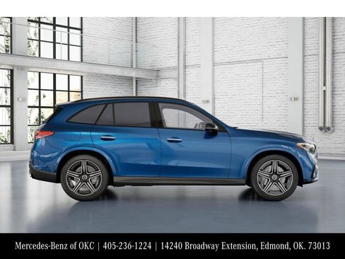 New 2026 Mercedes-Benz GLC 300 4MATIC image 2