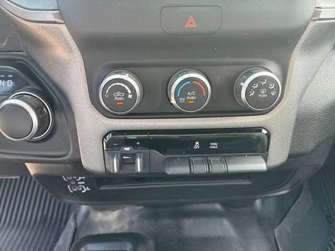Used 2022 RAM 2500 Tradesman w/ Chrome Appearance Group AWD/4WD image 24