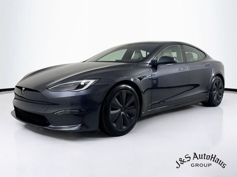 Used 2025 Tesla Model S Plaid AWD/4WD image 3