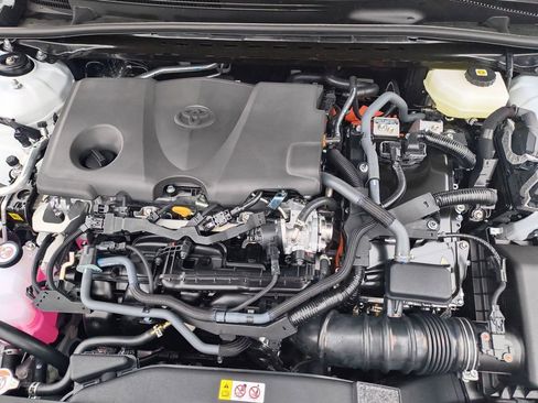 New 2026 Toyota Camry Hybrid w/ Multimedia Upgrade Package image 17