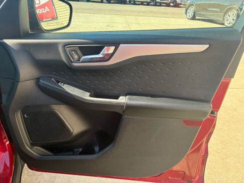 Used 2020 Ford Escape SEL AWD/4WD image 13