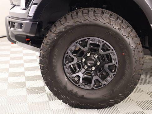 Used 2025 Ford F150 Raptor w/ Equipment Group 803A Raptor R AWD/4WD image 22