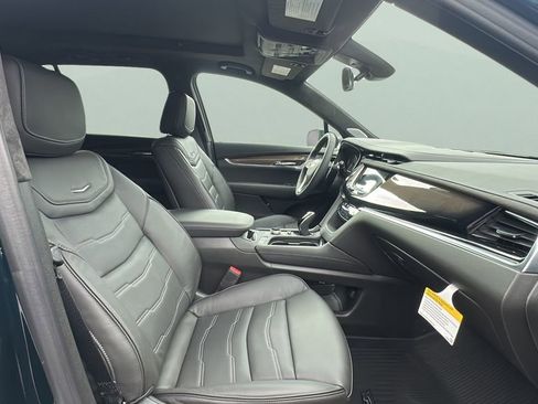 New 2025 Cadillac XT6 Sport w/ Platinum Package image 26