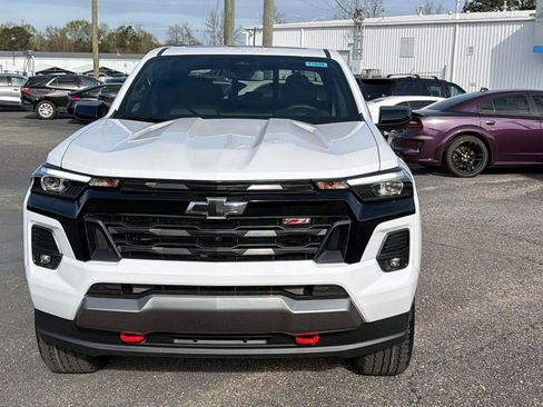 New 2026 Chevrolet Colorado Z71 w/ Technology Package AWD/4WD image 2
