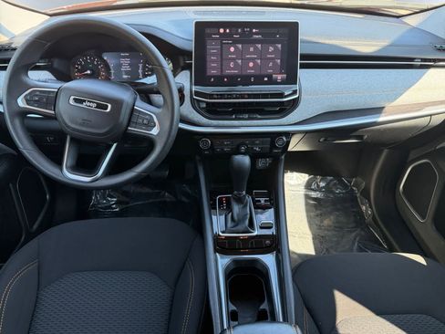 Used 2022 Jeep Compass Sport AWD/4WD image 6