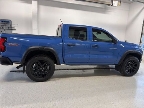 Used 2025 Chevrolet Colorado Trail Boss image 9
