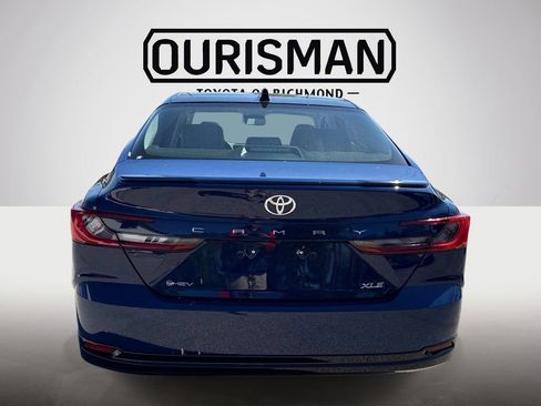 Used 2026 Toyota Camry XLE image 6
