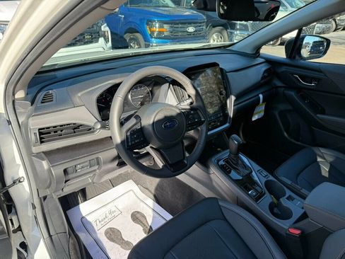 Used 2025 Subaru Crosstrek 2.5i Limited w/ Popular Package #3A image 3
