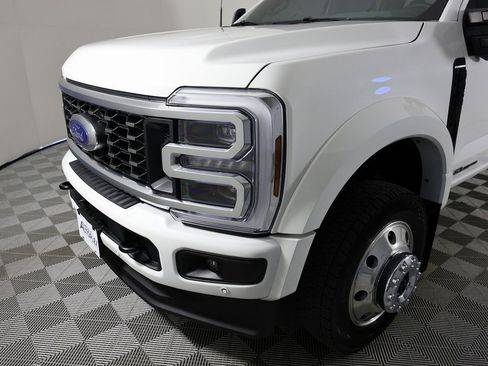 Used 2025 Ford F450 Platinum image 44