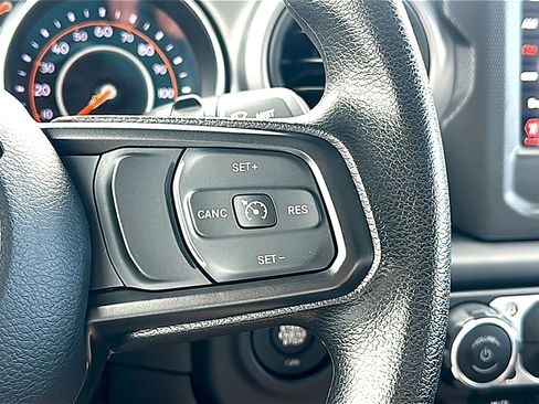 Used 2022 Jeep Wrangler Sport image 25