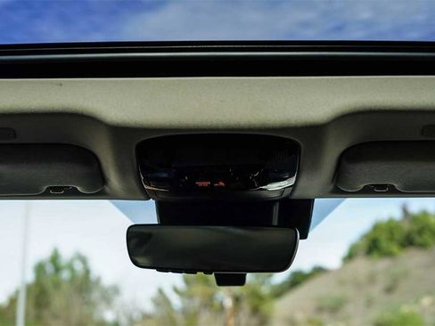 Used 2022 Lexus NX 350 Premium image 11