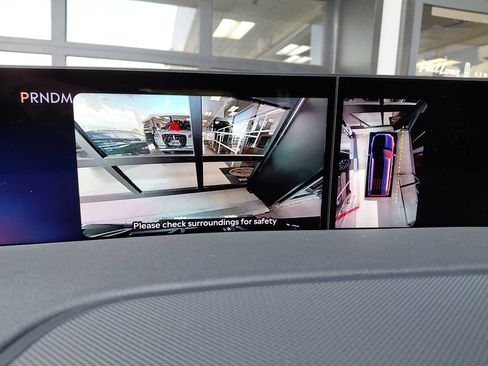 New 2026 Lincoln Navigator Premiere AWD/4WD image 36