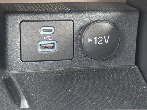 Used 2022 Ford Escape SEL w/ Technology Package FWD image 22