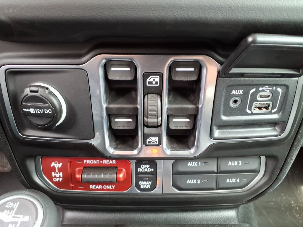 Used 2026 Jeep Gladiator Sport AWD/4WD image 27