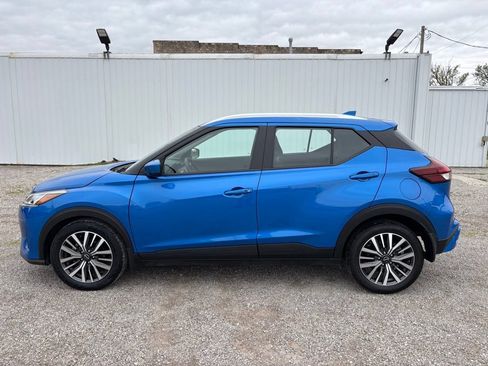 Used 2024 Nissan Kicks SV FWD image 6