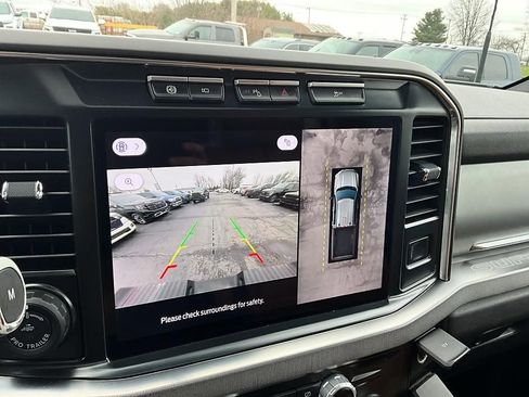 Used 2024 Ford F250 Platinum image 23