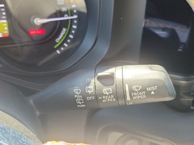 Used 2024 Jeep Wrangler Unlimited Sahara AWD/4WD image 23