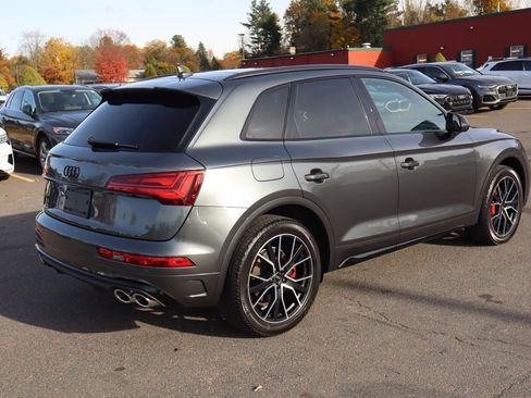 Used 2023 Audi SQ5 Premium Plus w/ Premium Plus Package image 5