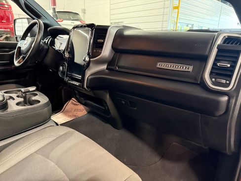 Certified 2024 RAM 2500 Big Horn w/ Safety Group AWD/4WD image 9