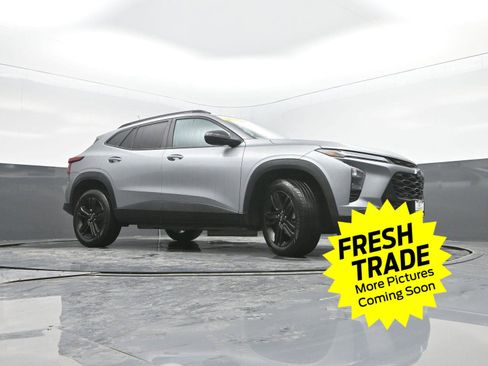 Used 2025 Chevrolet Trax ACTIV w/ Driver Confidence Package image 33