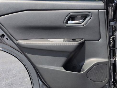 New 2026 Nissan Rogue SV FWD image 28